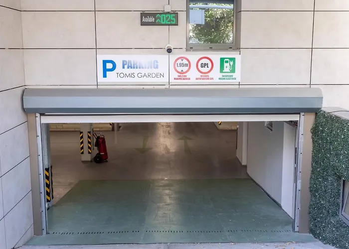 Tomis Garden BucurestiAlbergo